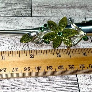 Vintage Decorative Floral Crystal Silver Hair Clip